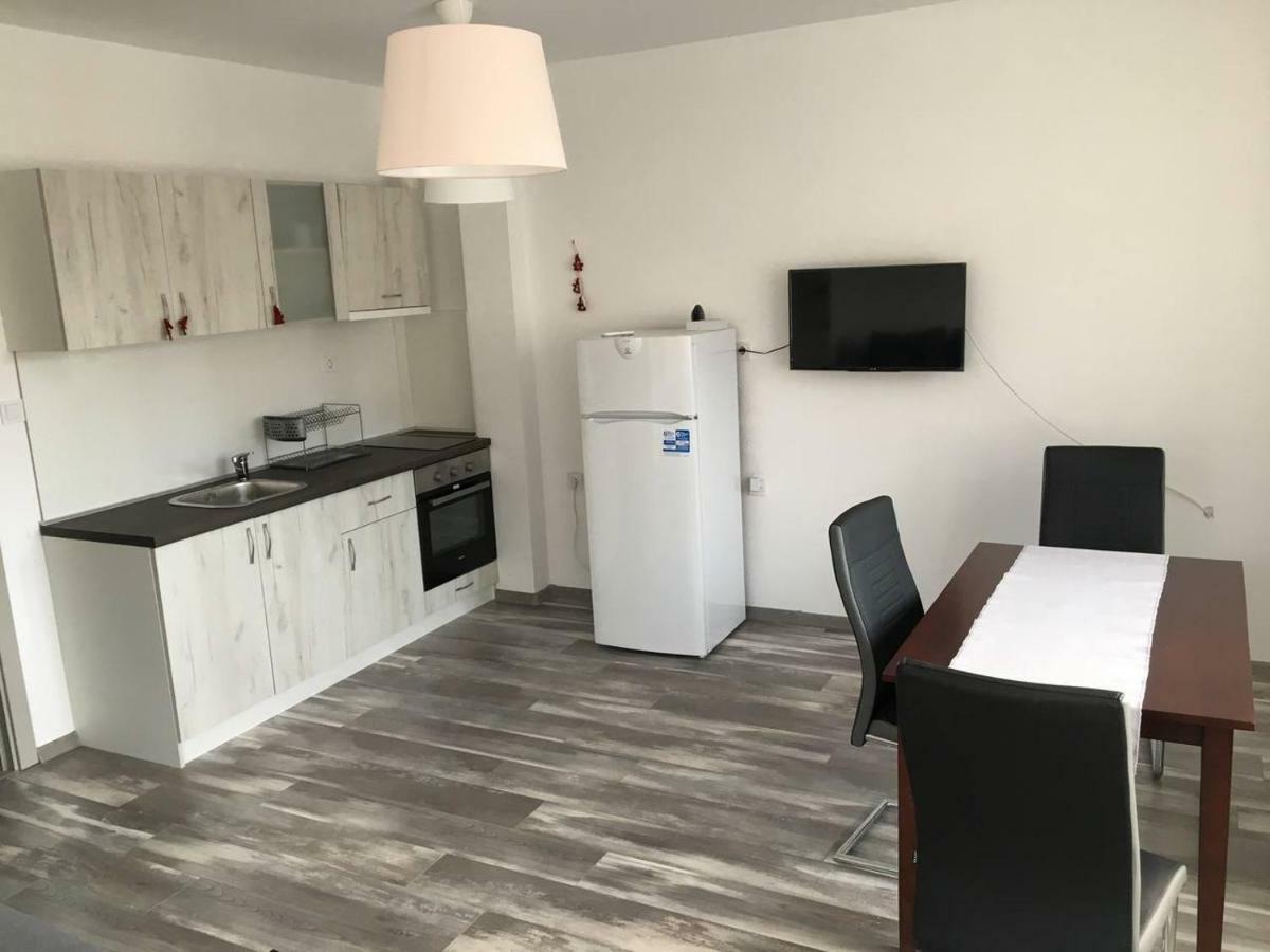 Apartvel Apartment 3 Velingrad Bagian luar foto